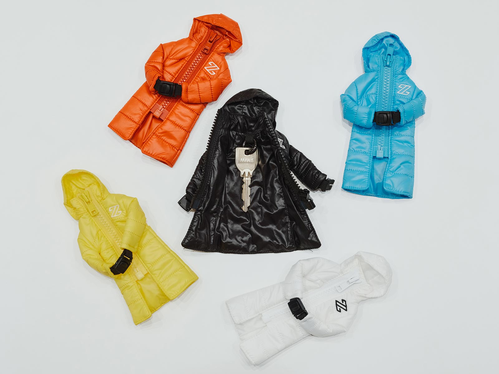 服飾資材 - 伊豆義株式会社