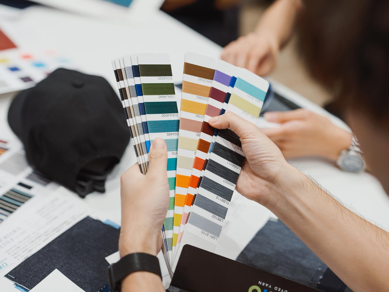 服飾資材 - 伊豆義株式会社