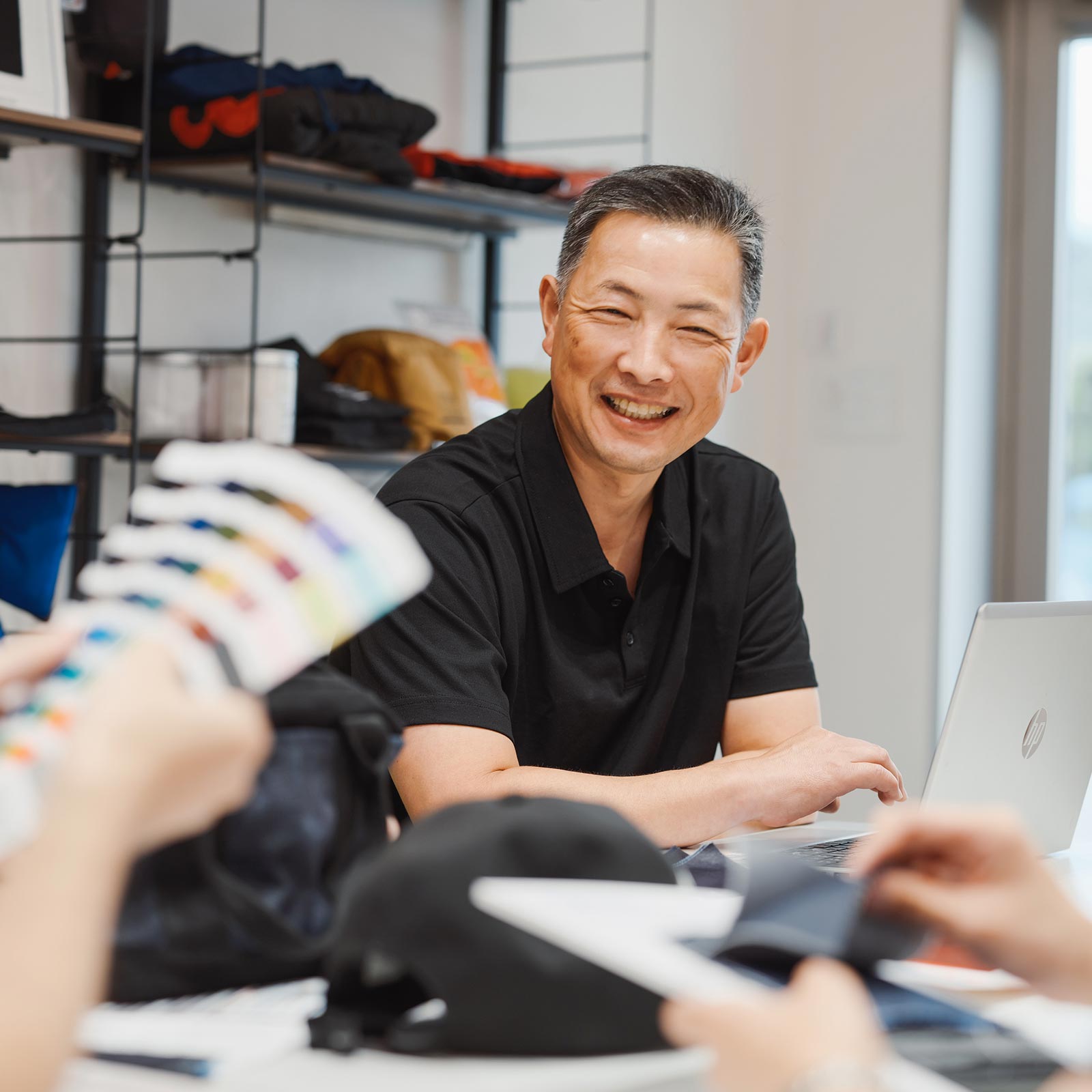 服飾資材 - 伊豆義株式会社