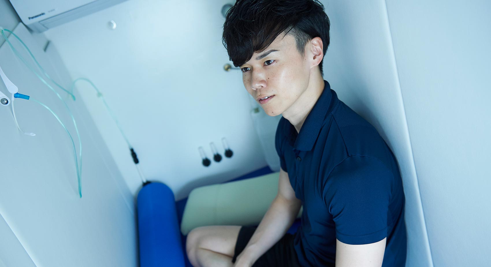 高気圧酸素ボックス - 株式会社彩家