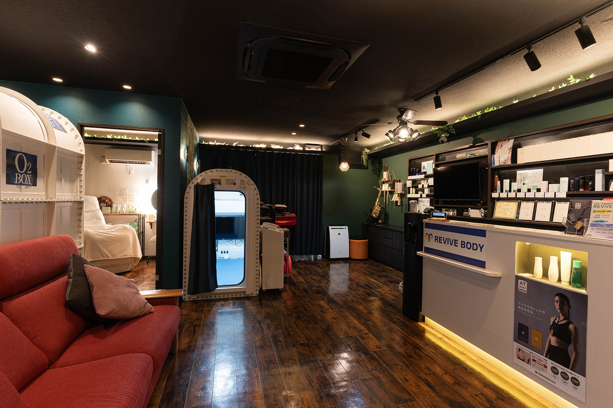 高気圧酸素ボックス - 株式会社彩家