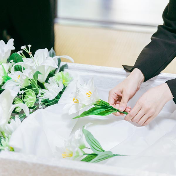葬儀の執行 - 株式会社真心葬祭