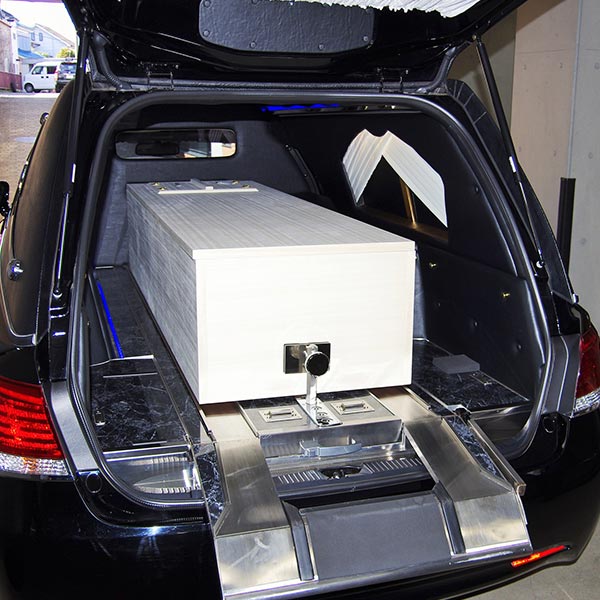 葬儀の執行 - 株式会社真心葬祭