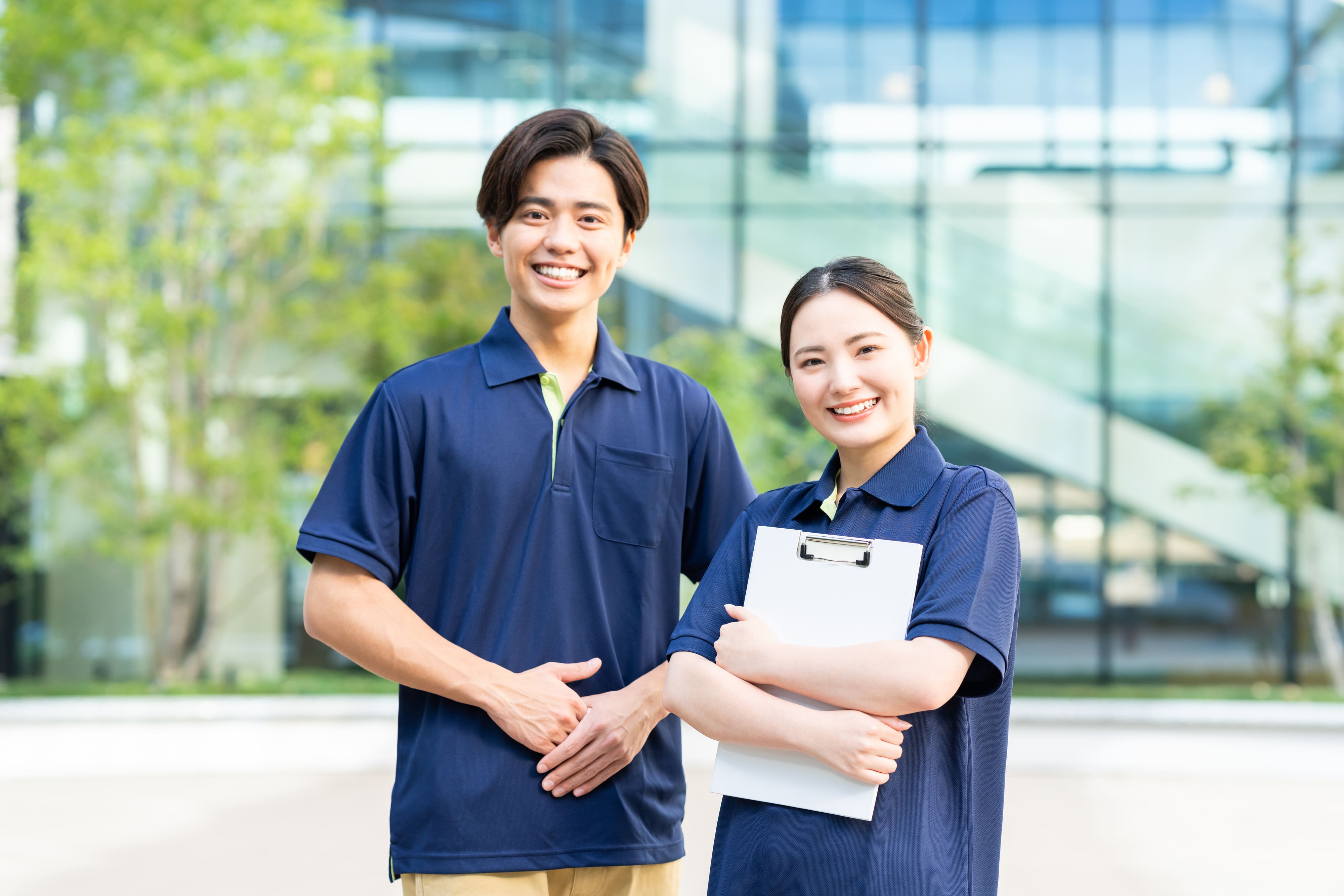 老人ホーム紹介サービス - やしま開発株式会社