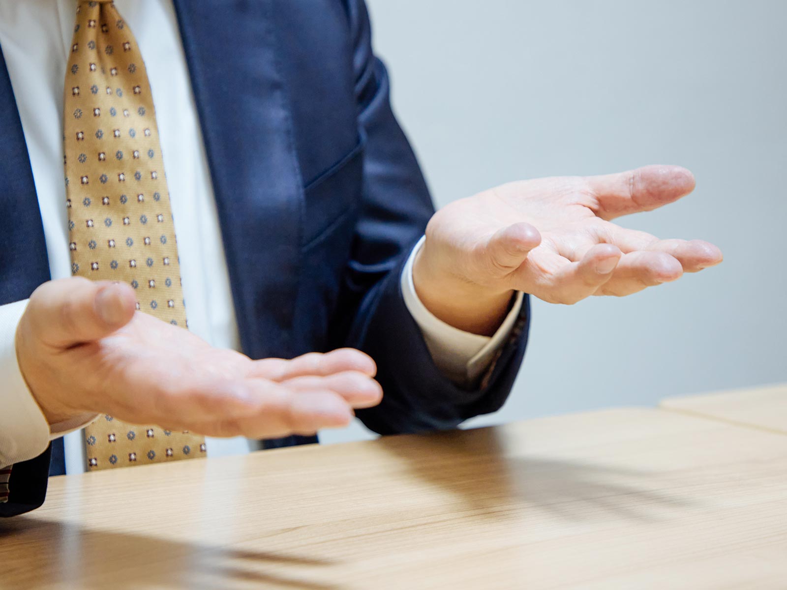 校閲 - 株式会社メディアプルーフ