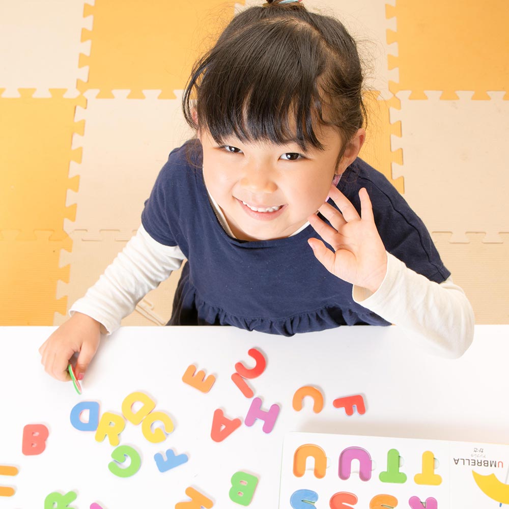 英会話教室でのレッスン - 英会話教室Shineee