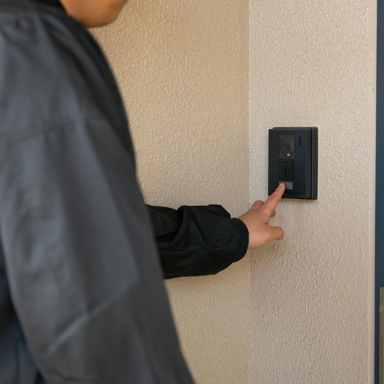 エアコン工事 - イズミヤ電気