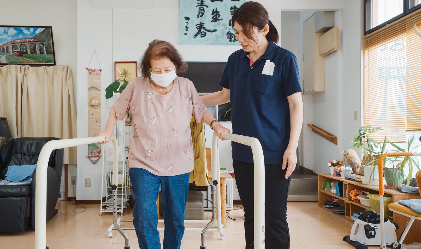 スタッフ紹介 - 株式会社ホームサポート