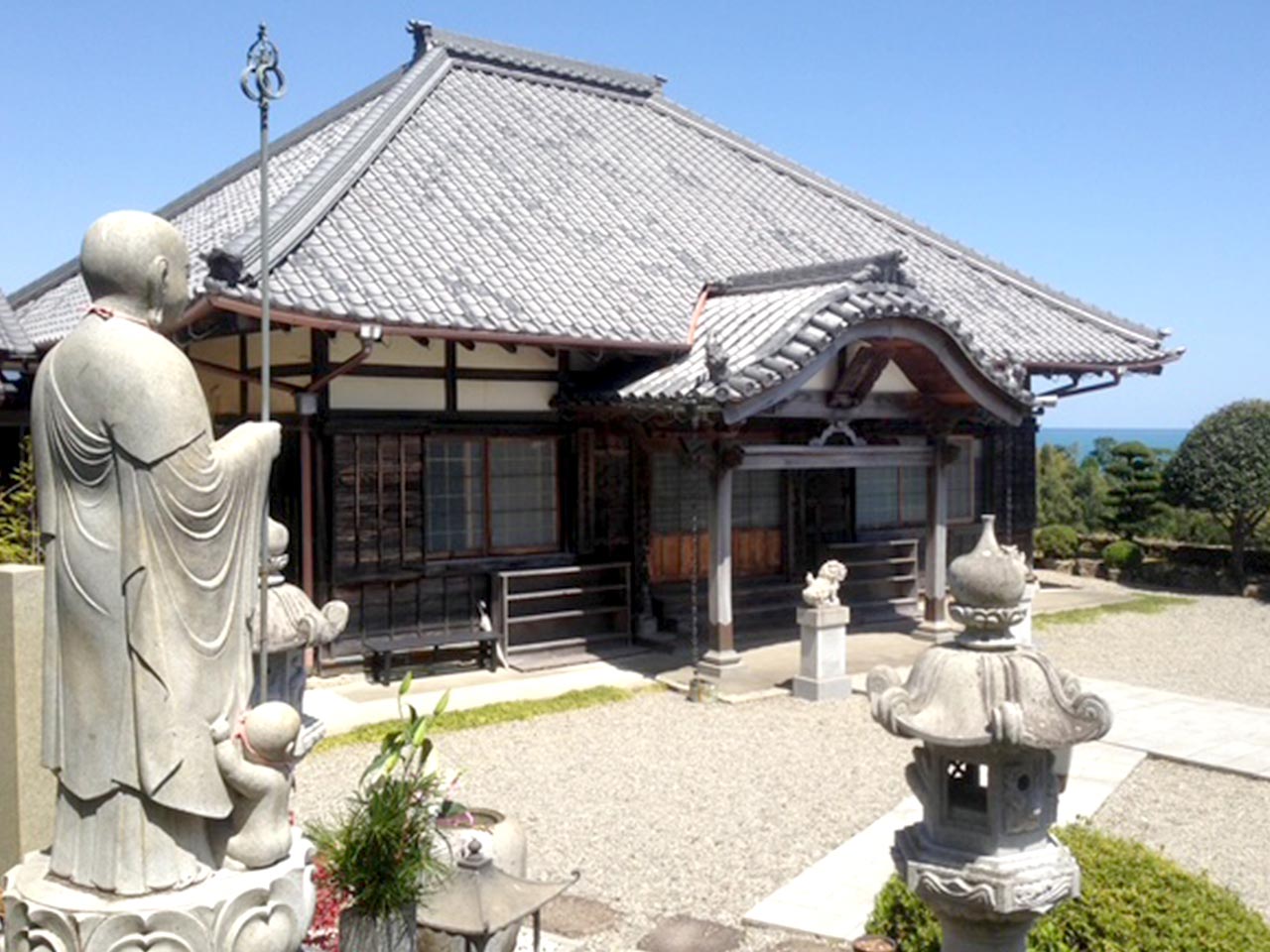 永代墓地の提供と供養 - 宗教法人見松寺