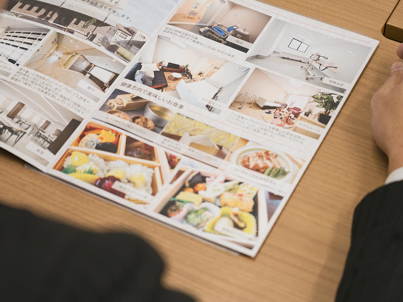 老人ホーム紹介 - 株式会社DELTA PLUS