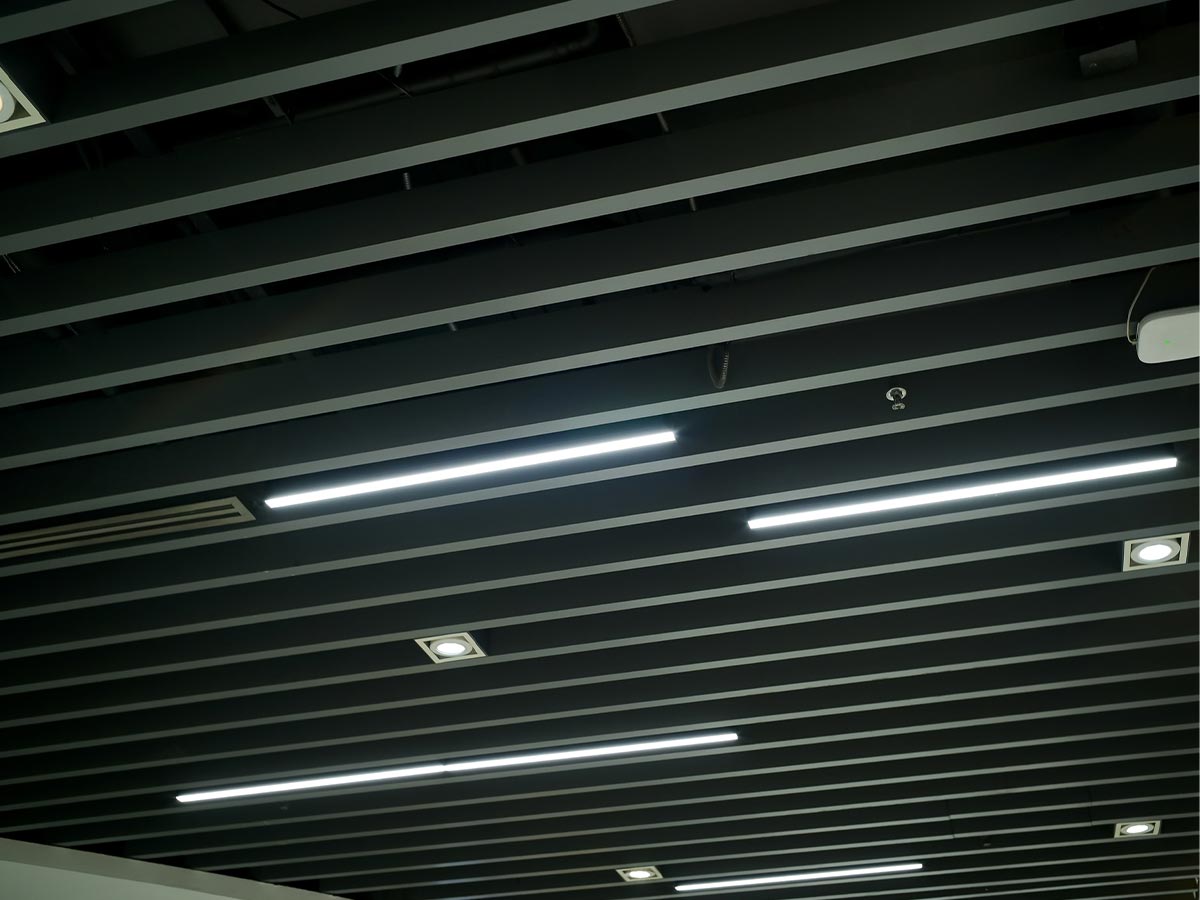 電気工事・空調設備 - イデアルライフサポート