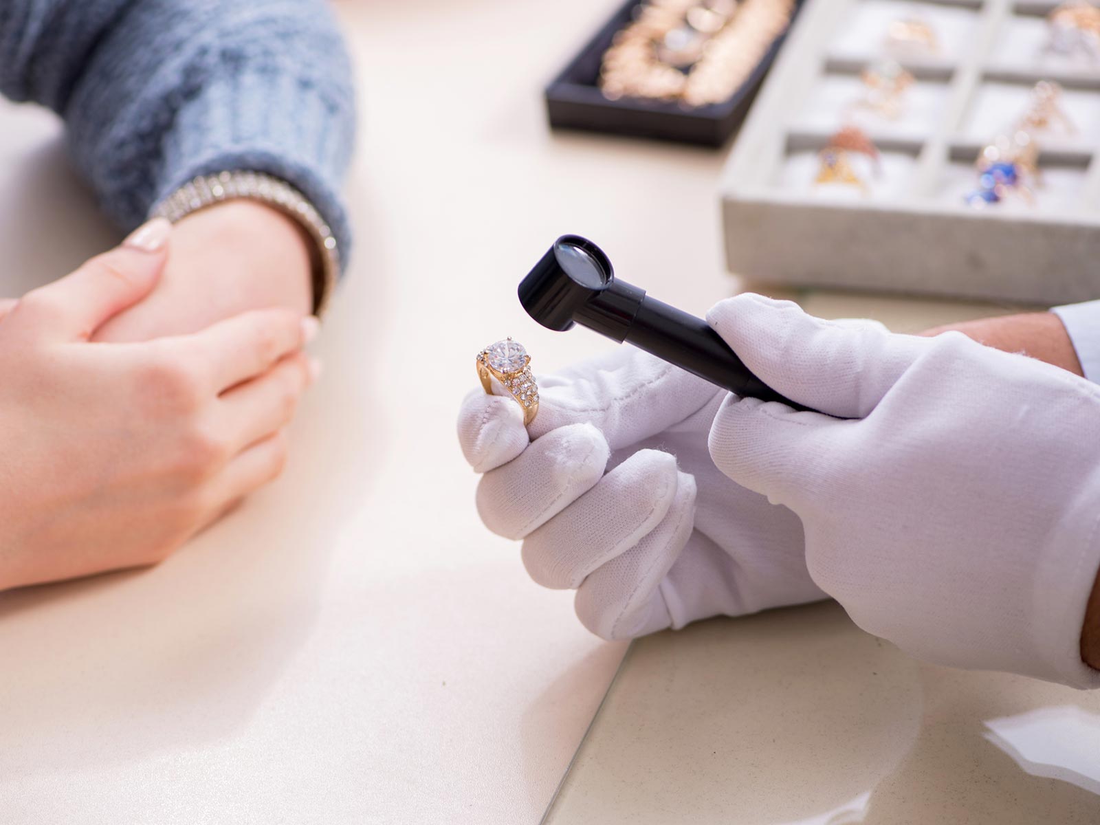 買取・小売り - 株式会社chemis