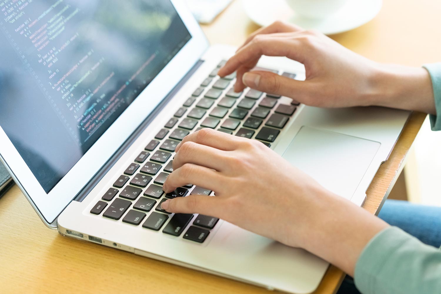 動画制作 - 株式会社結movie