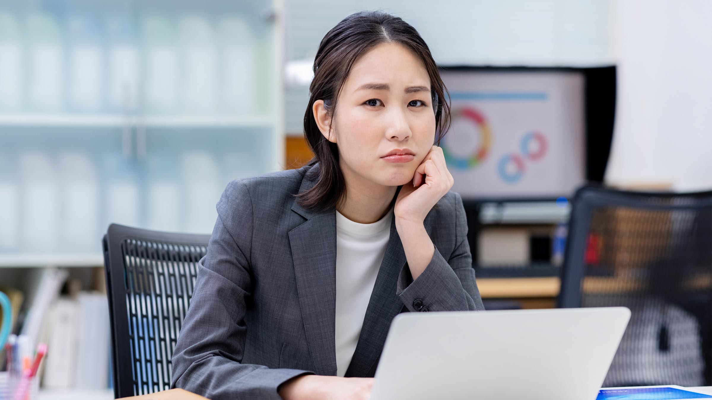 チラシデザイン - 株式会社SK DESIGN