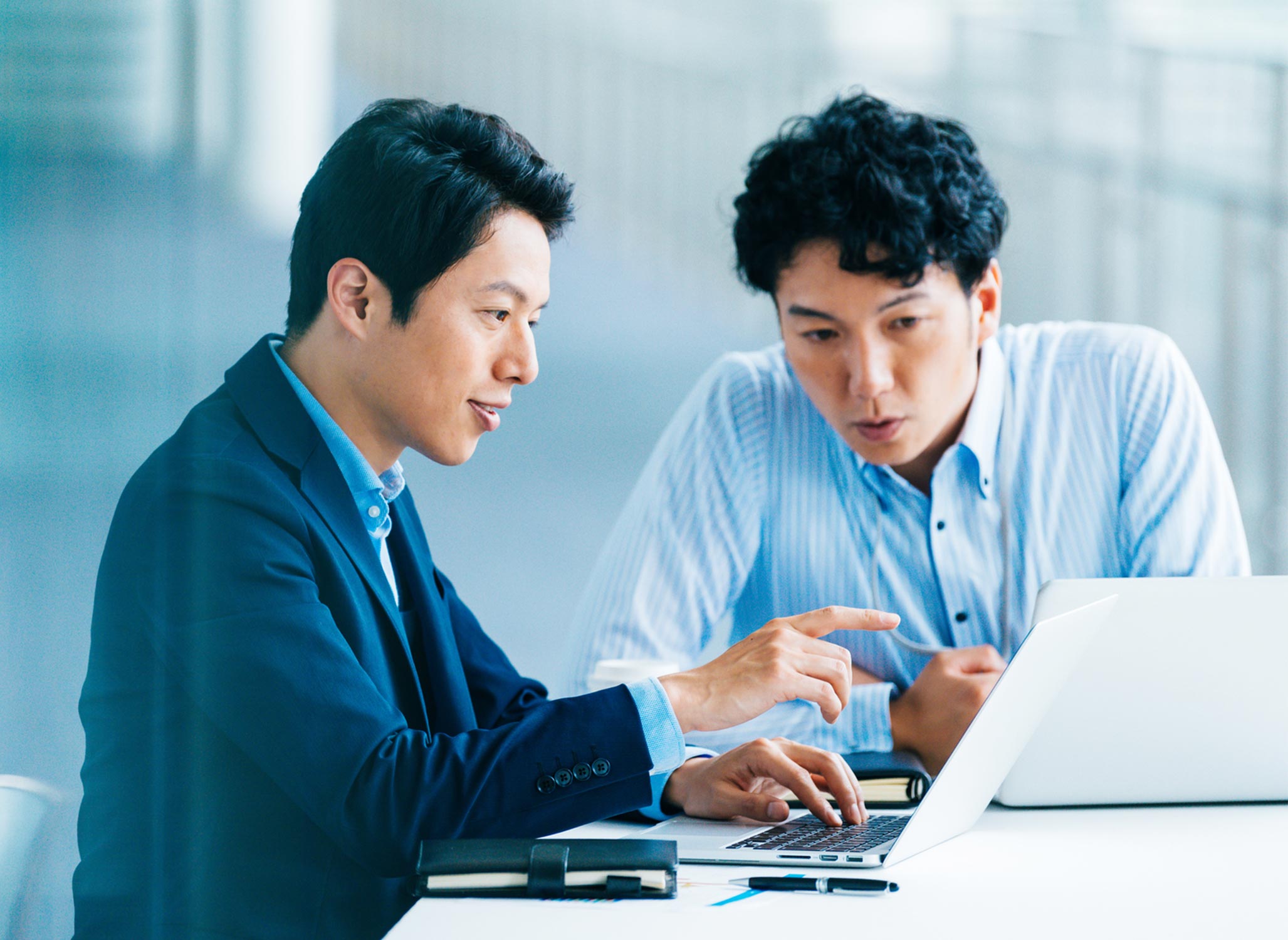 WEB制作 - 株式会社カメレオンワークス