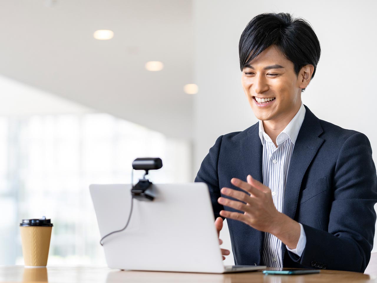 行政書士業務 - 行政書士たかはし法務事務所