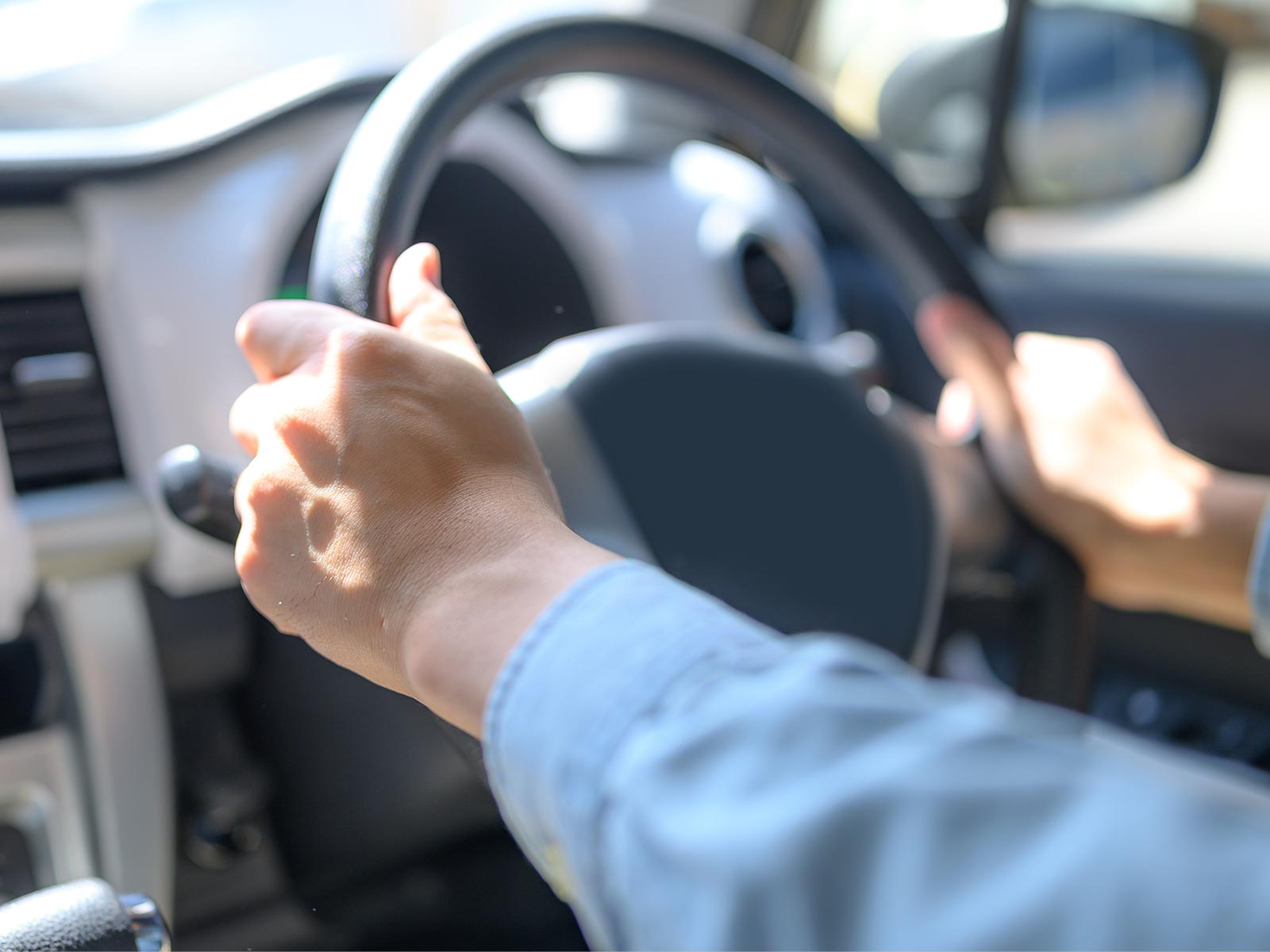 買取事業 - 株式会社M.Y