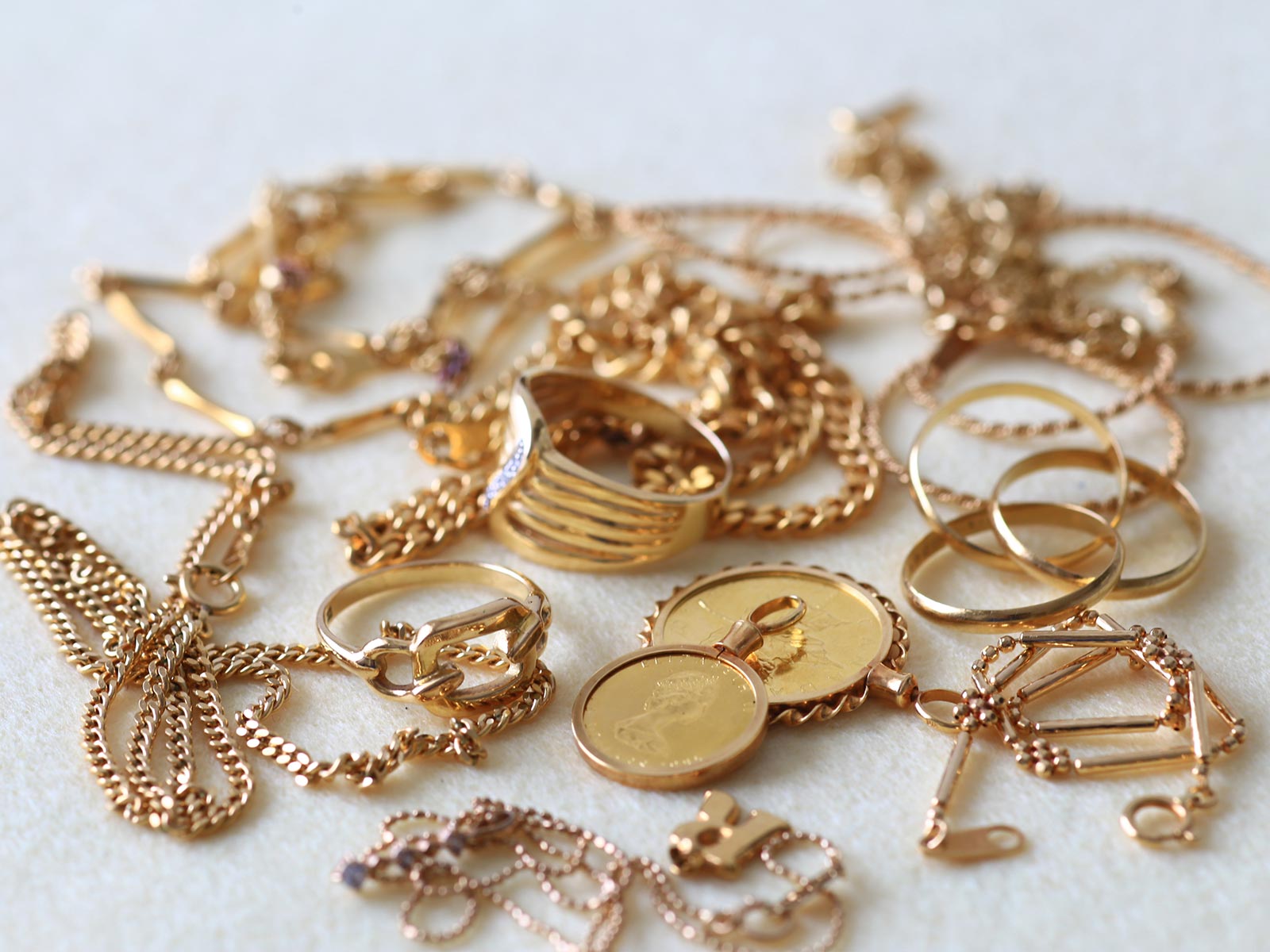 買取事業 - 株式会社M.Y