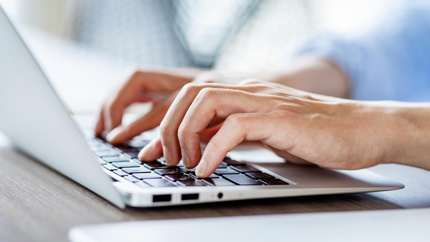 法人向けサービス - 株式会社スマイリッシュ