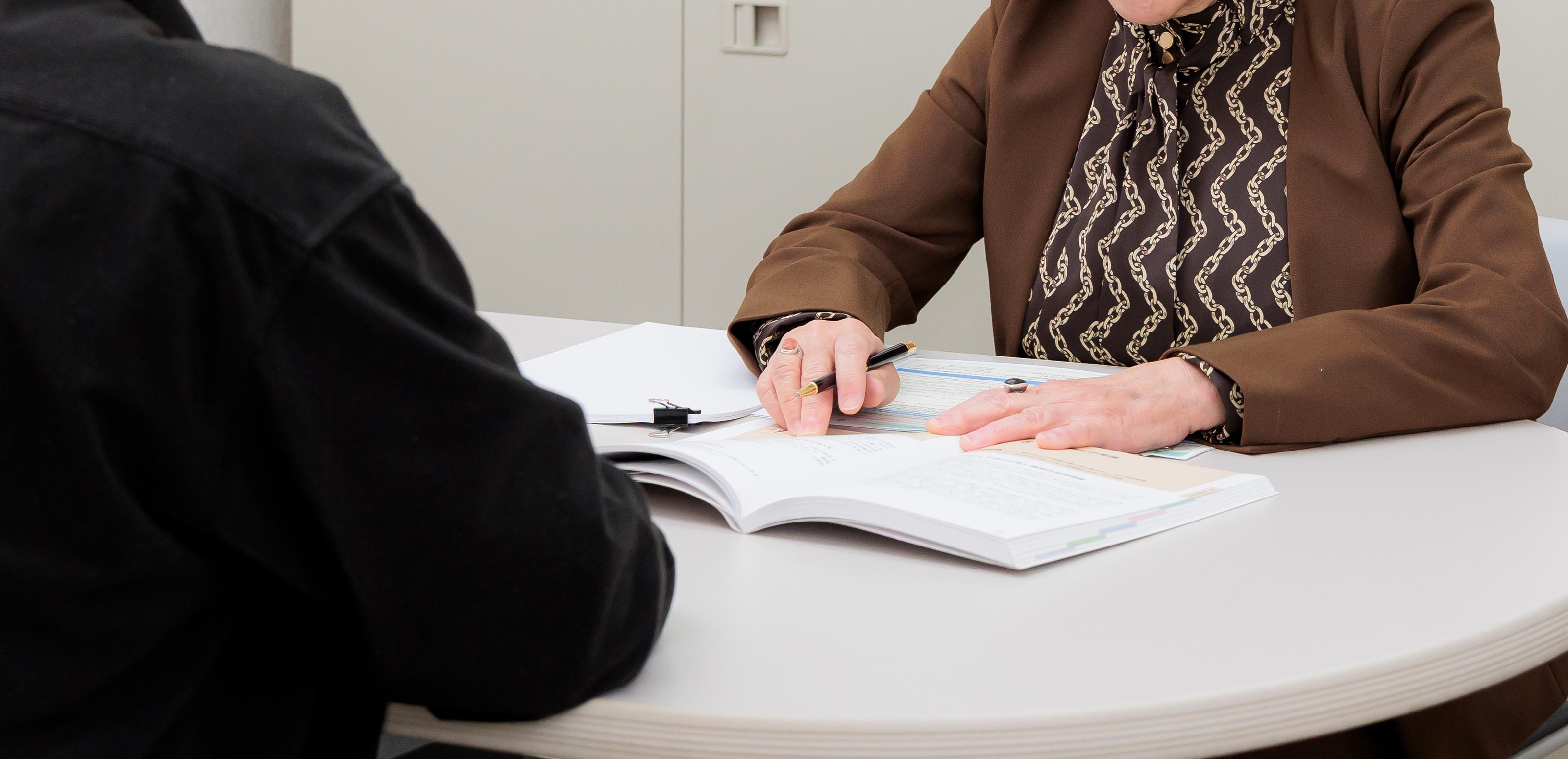 建設業専門コンサル - 株式会社アンバー・コンサルティング