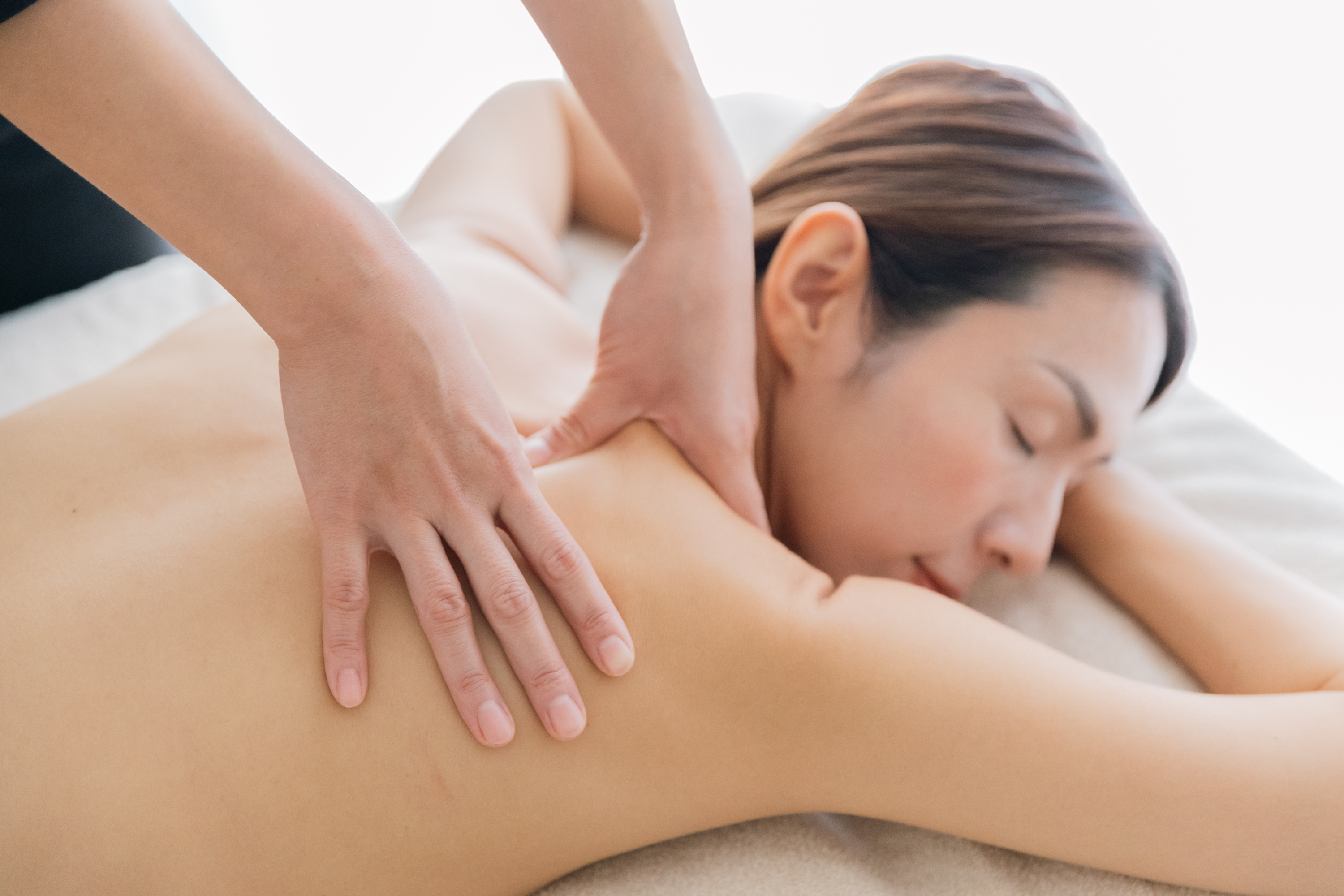 リラクゼーションサロン - 疲れを癒すリンパケアサロン Radha