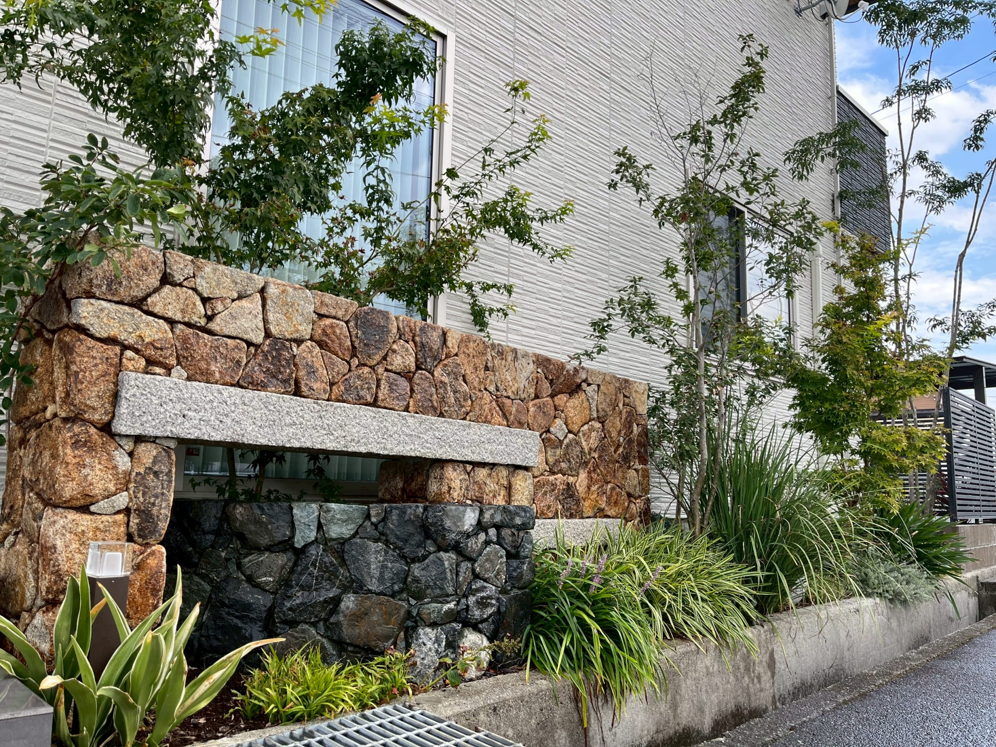 株式会社彩風 - 株式会社彩風