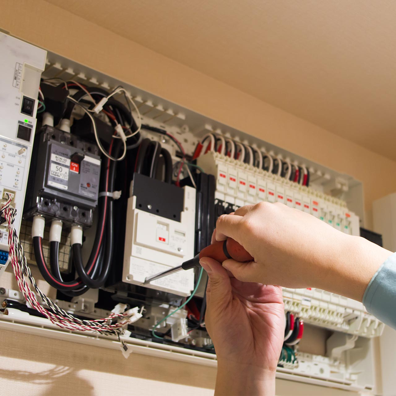 電気工事 - 土屋技建