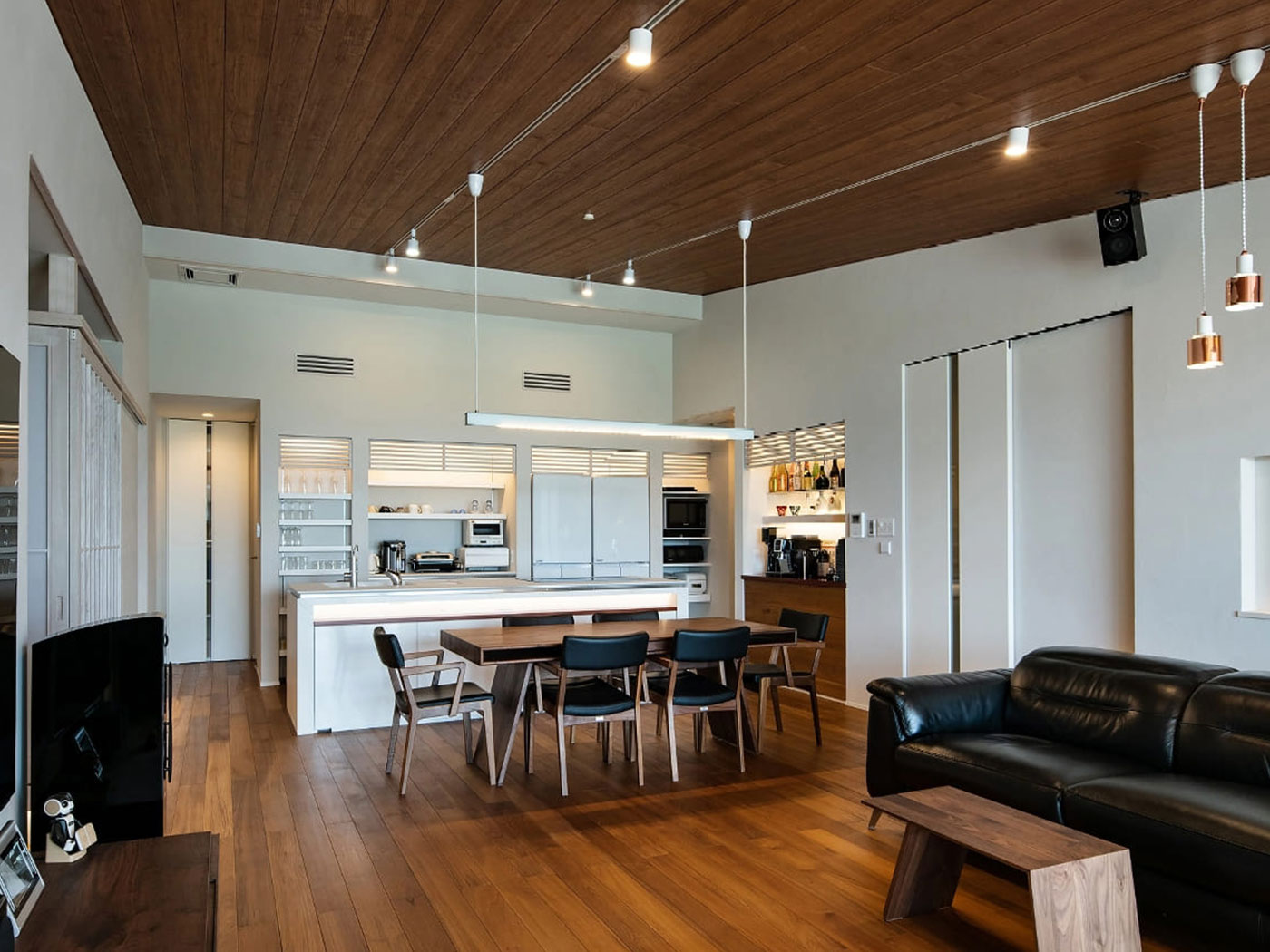 レガ株式会社 - レガ株式会社