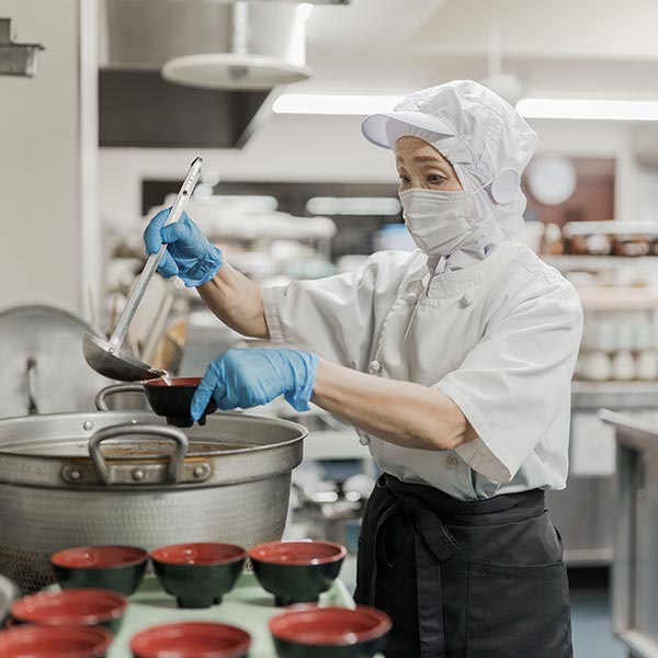 食材販売・委託調理 - 株式会社F&BT