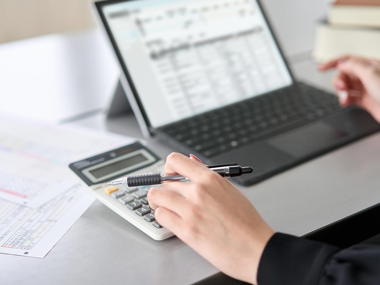 事務代行 - 株式会社URSIS