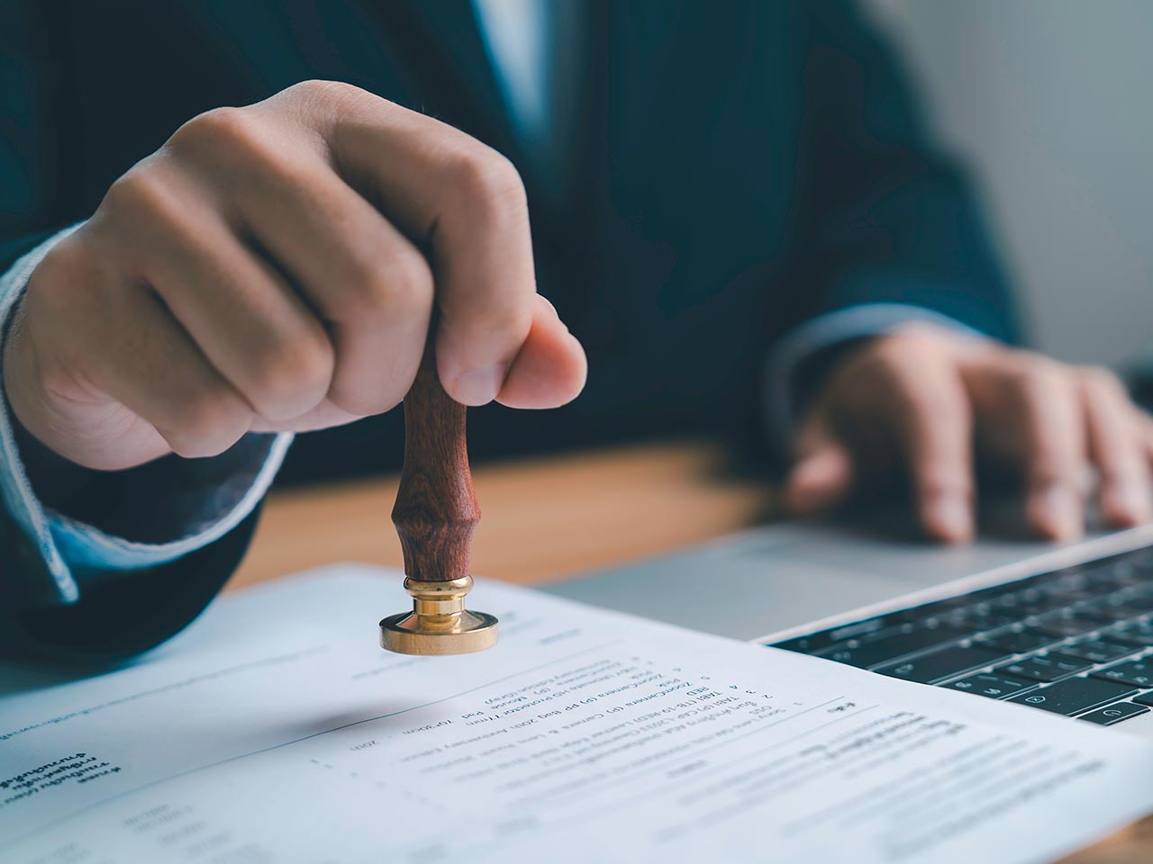 事務代行 - 株式会社URSIS