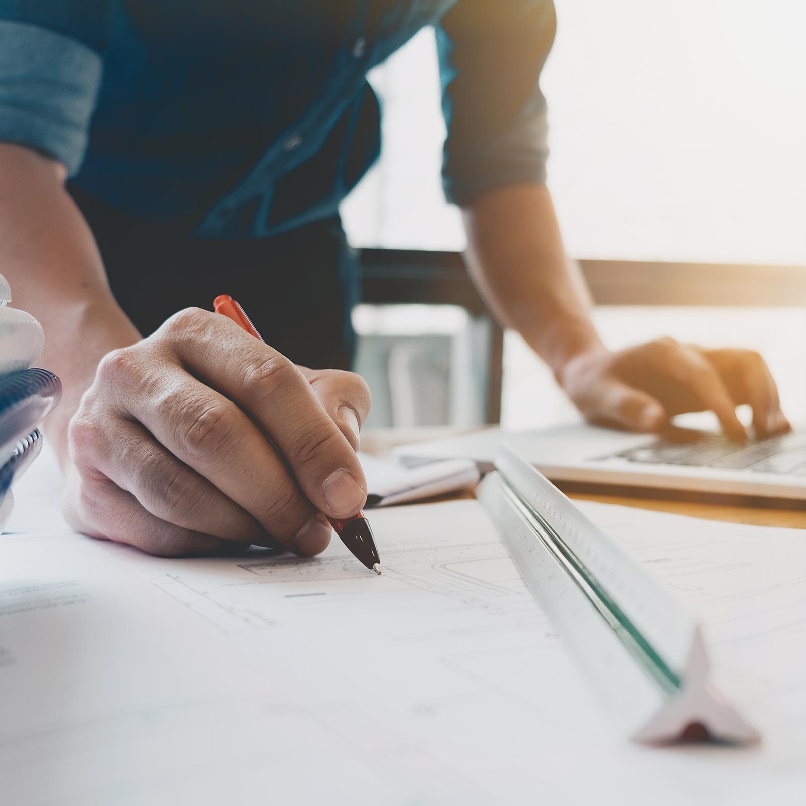 TOP - 株式会社クルティーボ