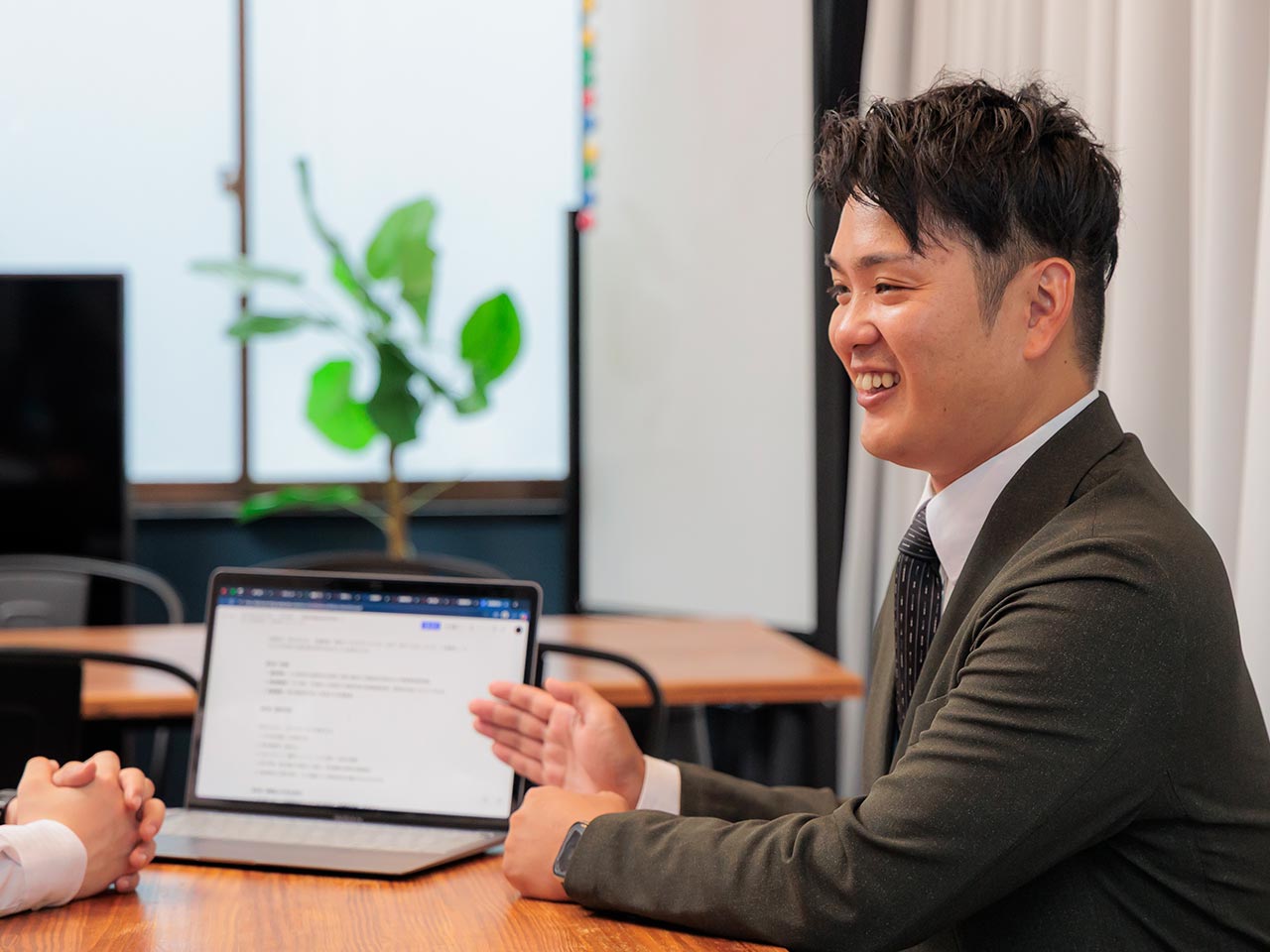 事業内容 - 株式会社 FORTUNA