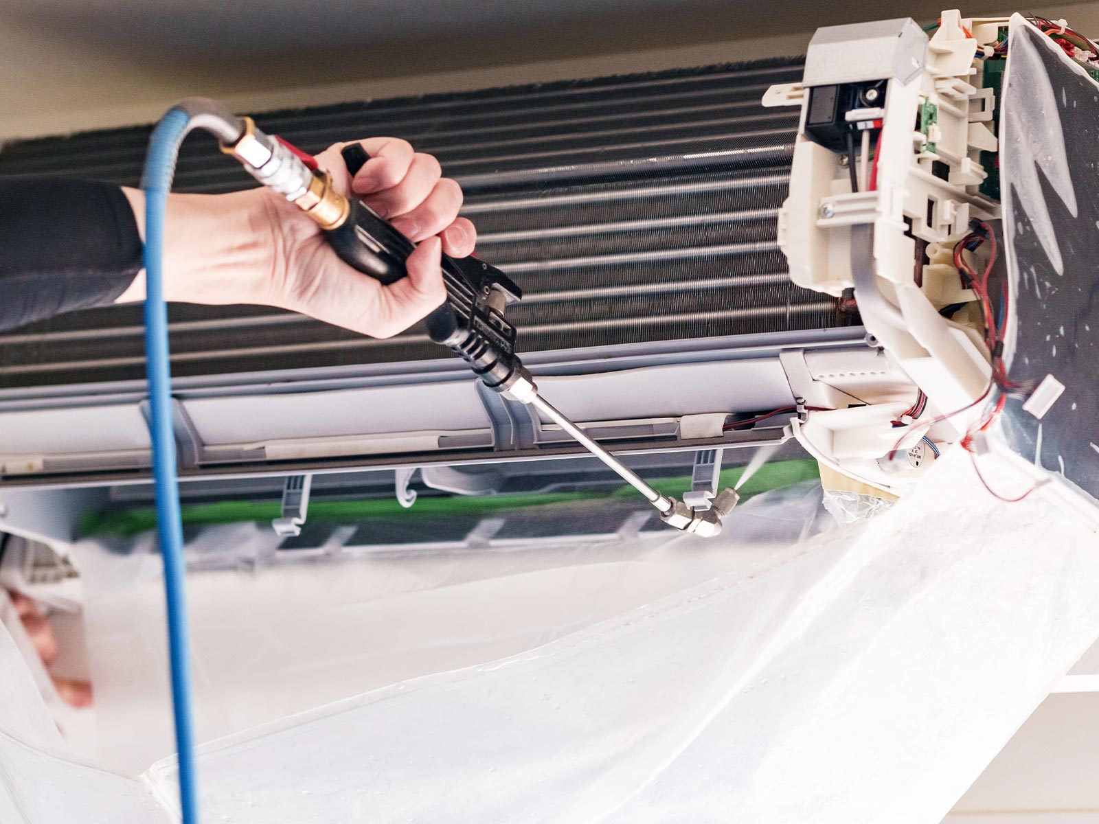 ハウスクリーニング - おそうじ本舗 弘前中央店