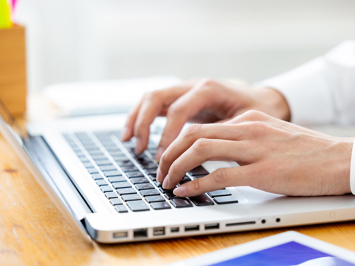 エアコン設置工事 - すわの電気