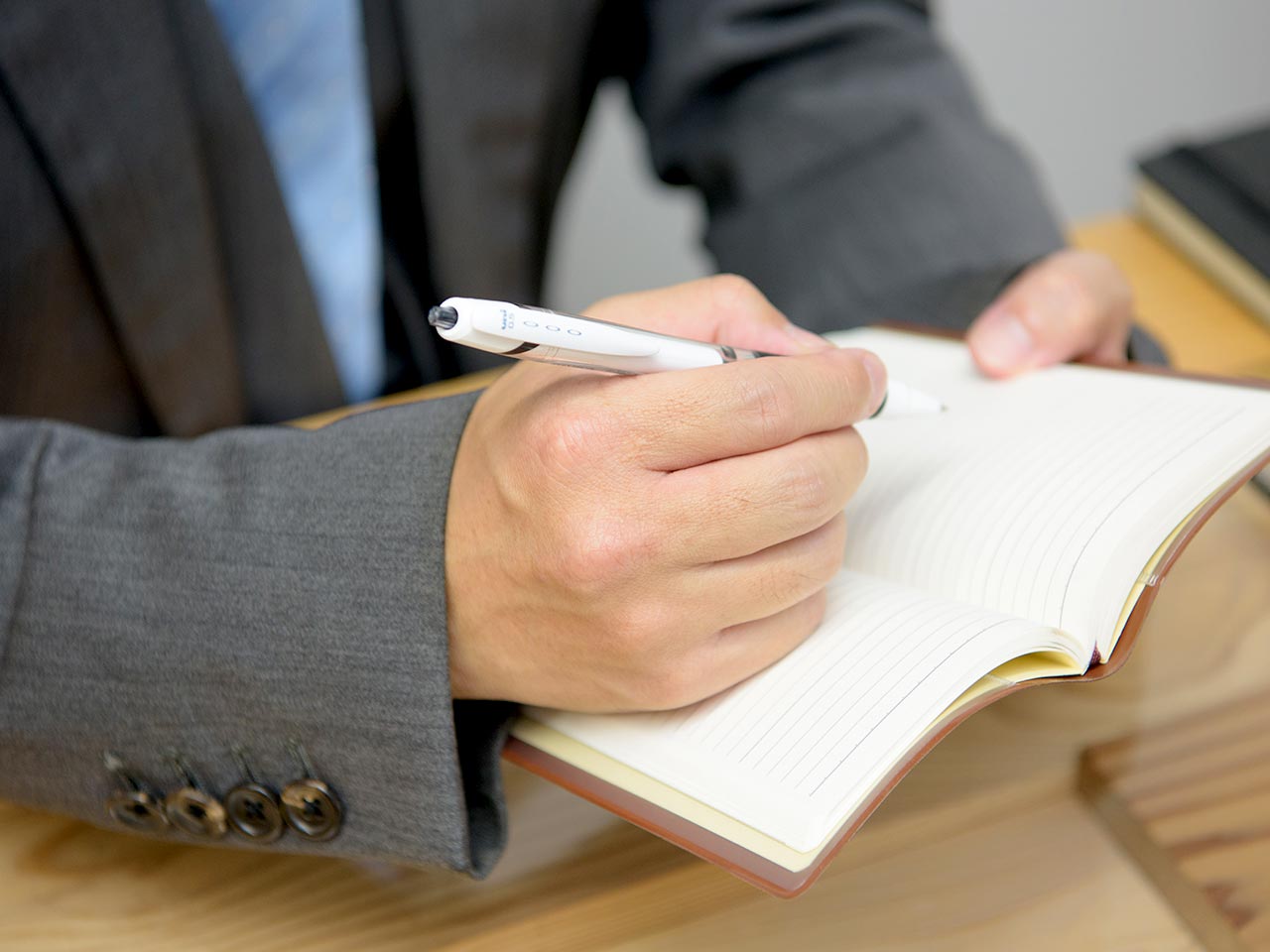 土地家屋調査士・測量 - SUNフィールド登記測量事務所