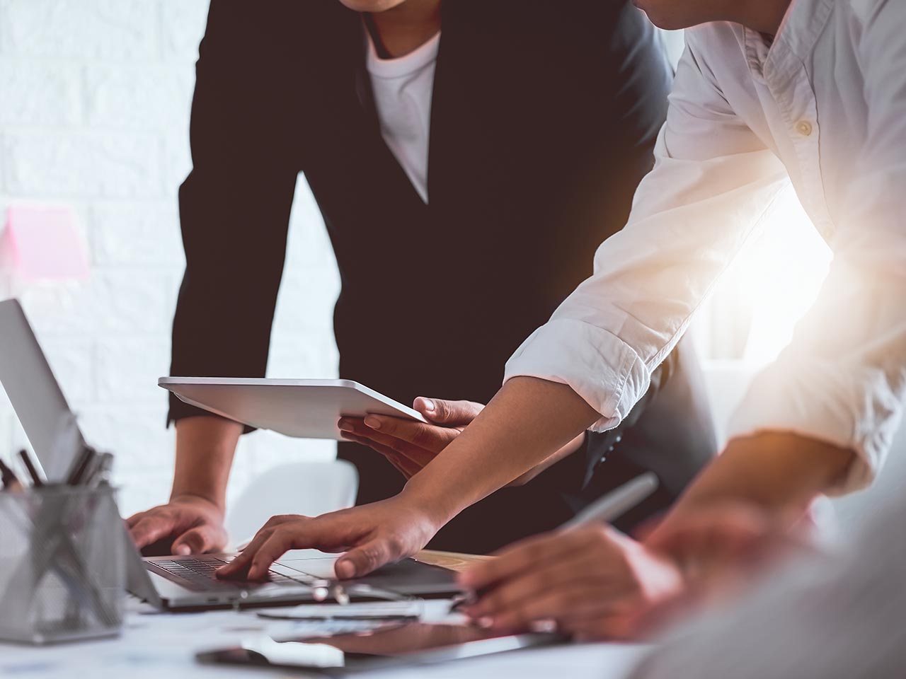 TOP - 有限会社　俊栄