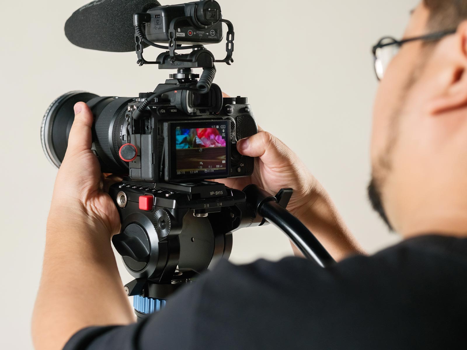 動画制作 - グリズリーカンパニー株式会社