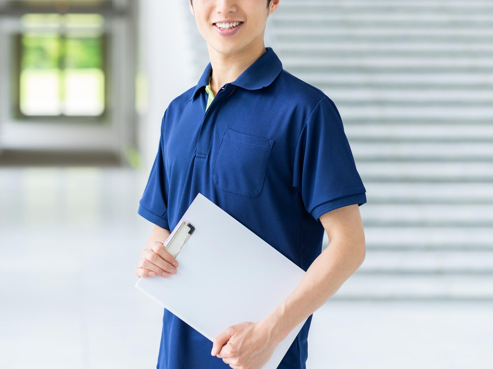 ハウスクリーニング - KOF