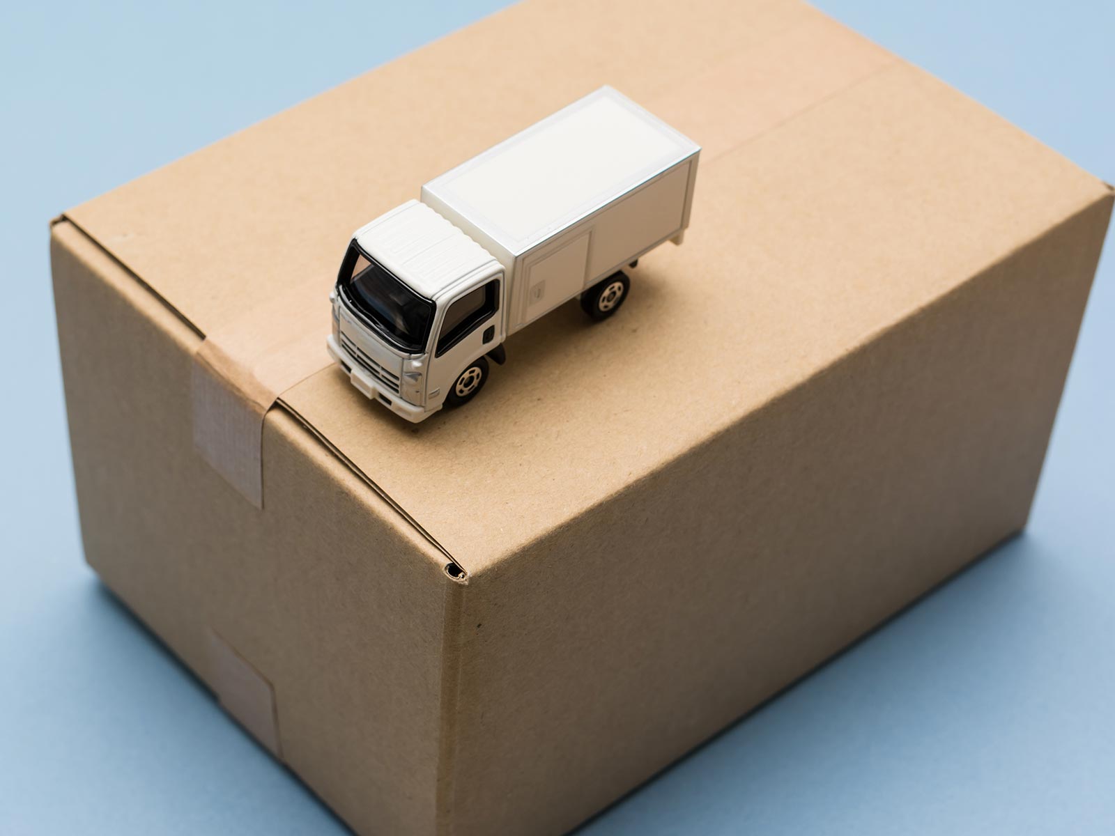 軽貨物配送 - 株式会社TRIBE