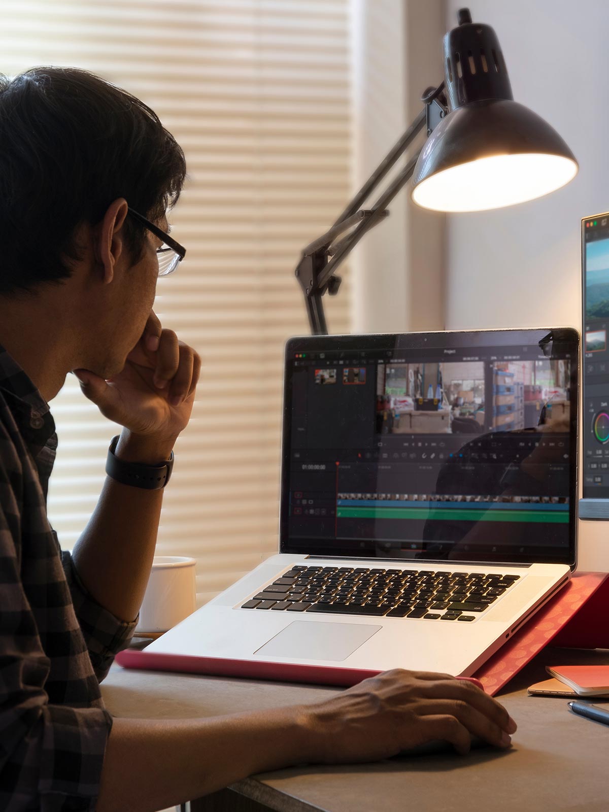 動画制作 - 株式会社awex