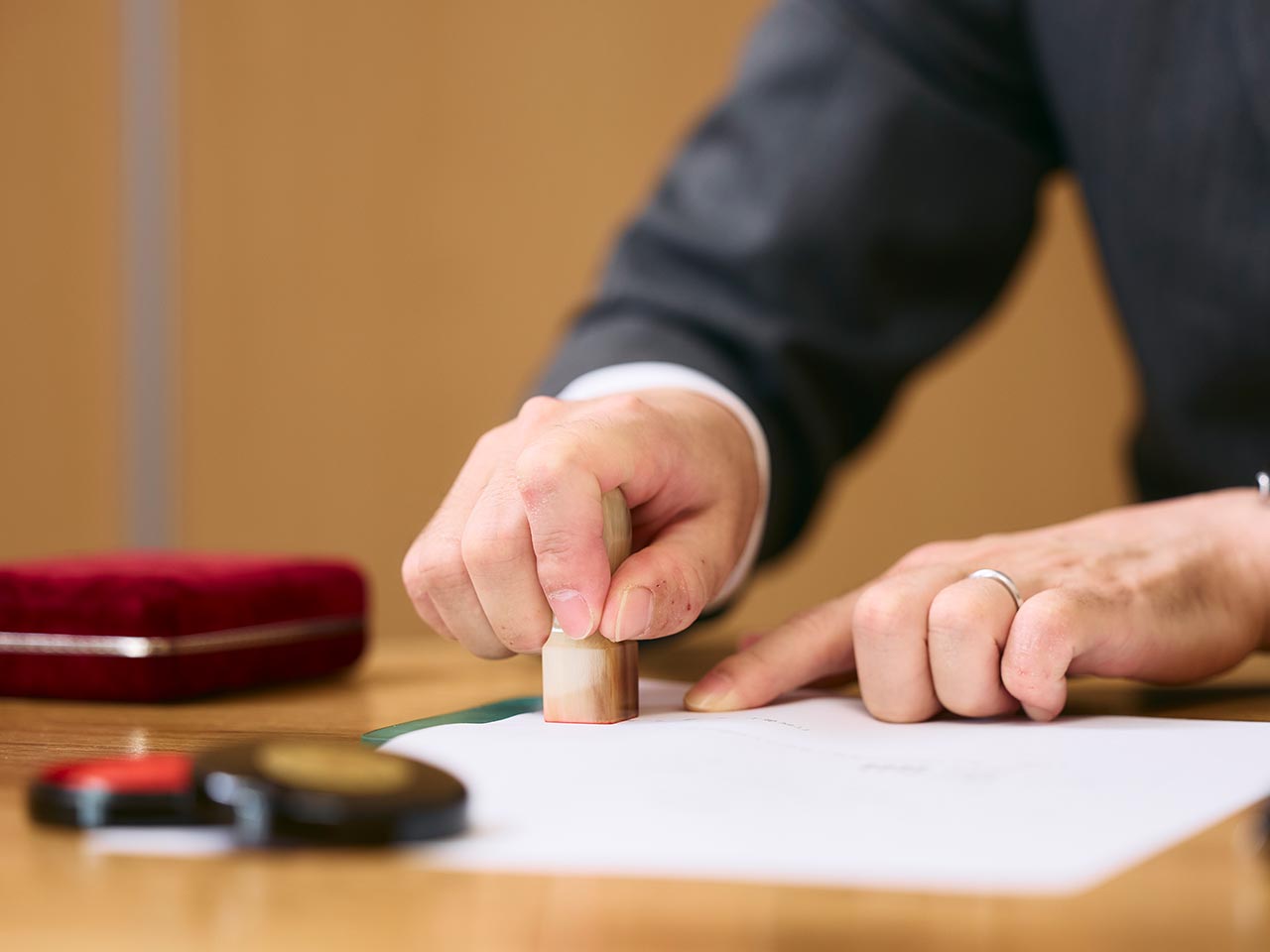 事業内容 - 末藤行政書士事務所