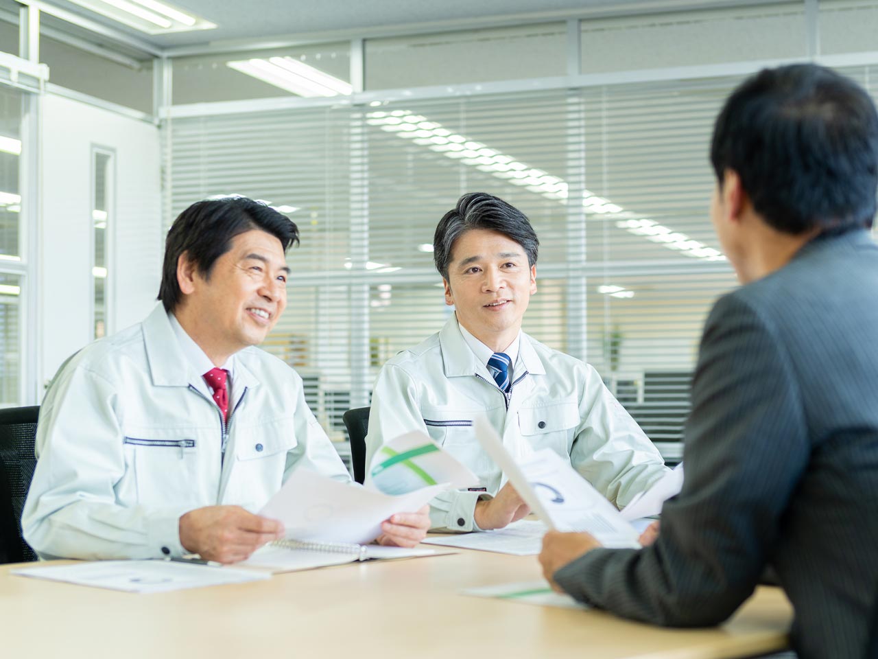 TOP - 株式会社Leagrant