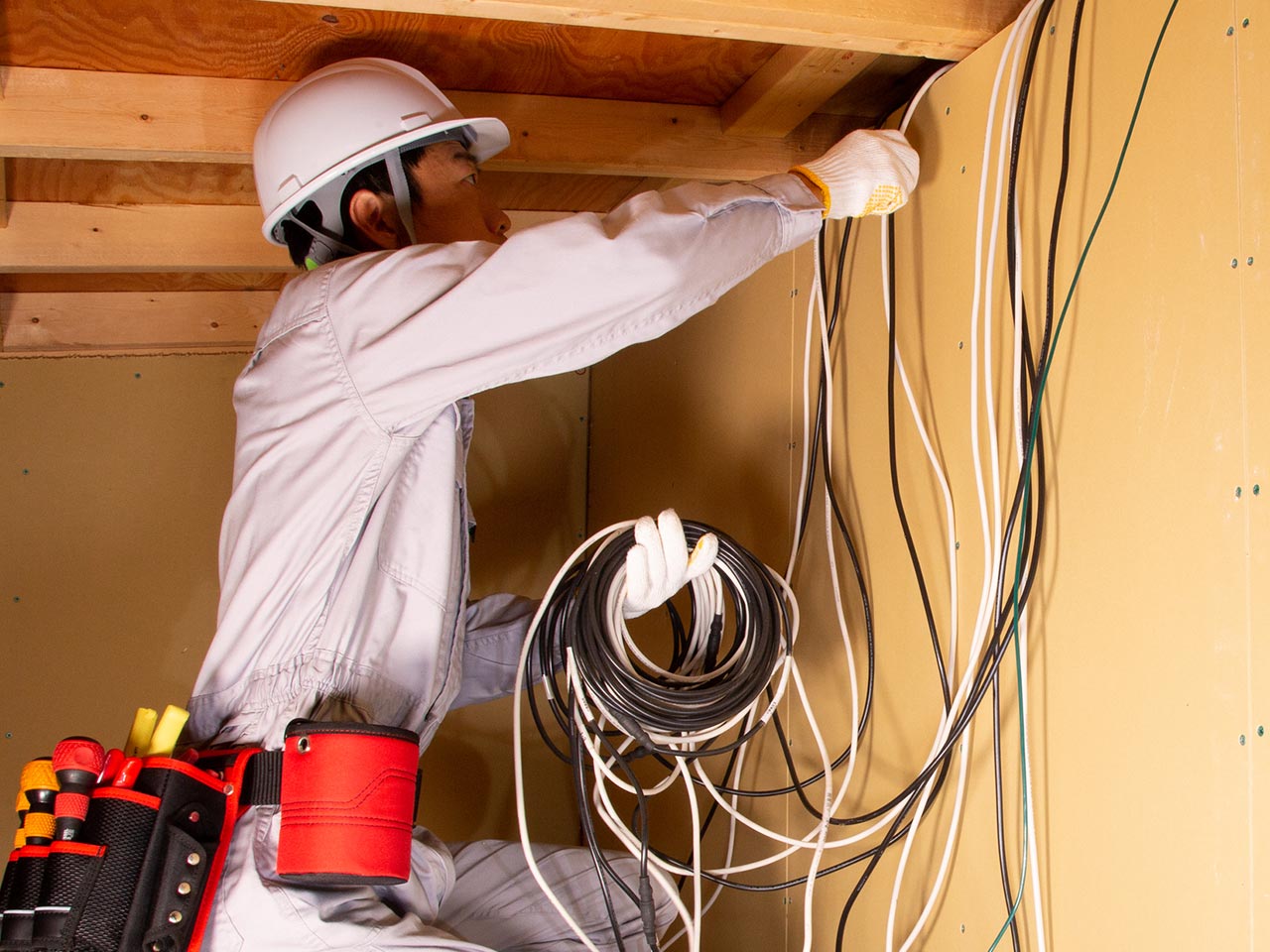 事業内容 - 株式会社Bright