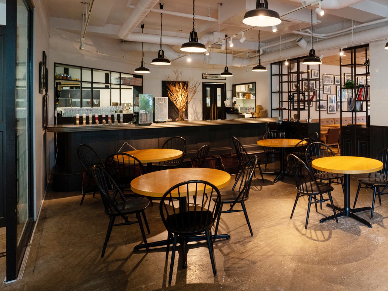 事業内容 - 株式会社Bright