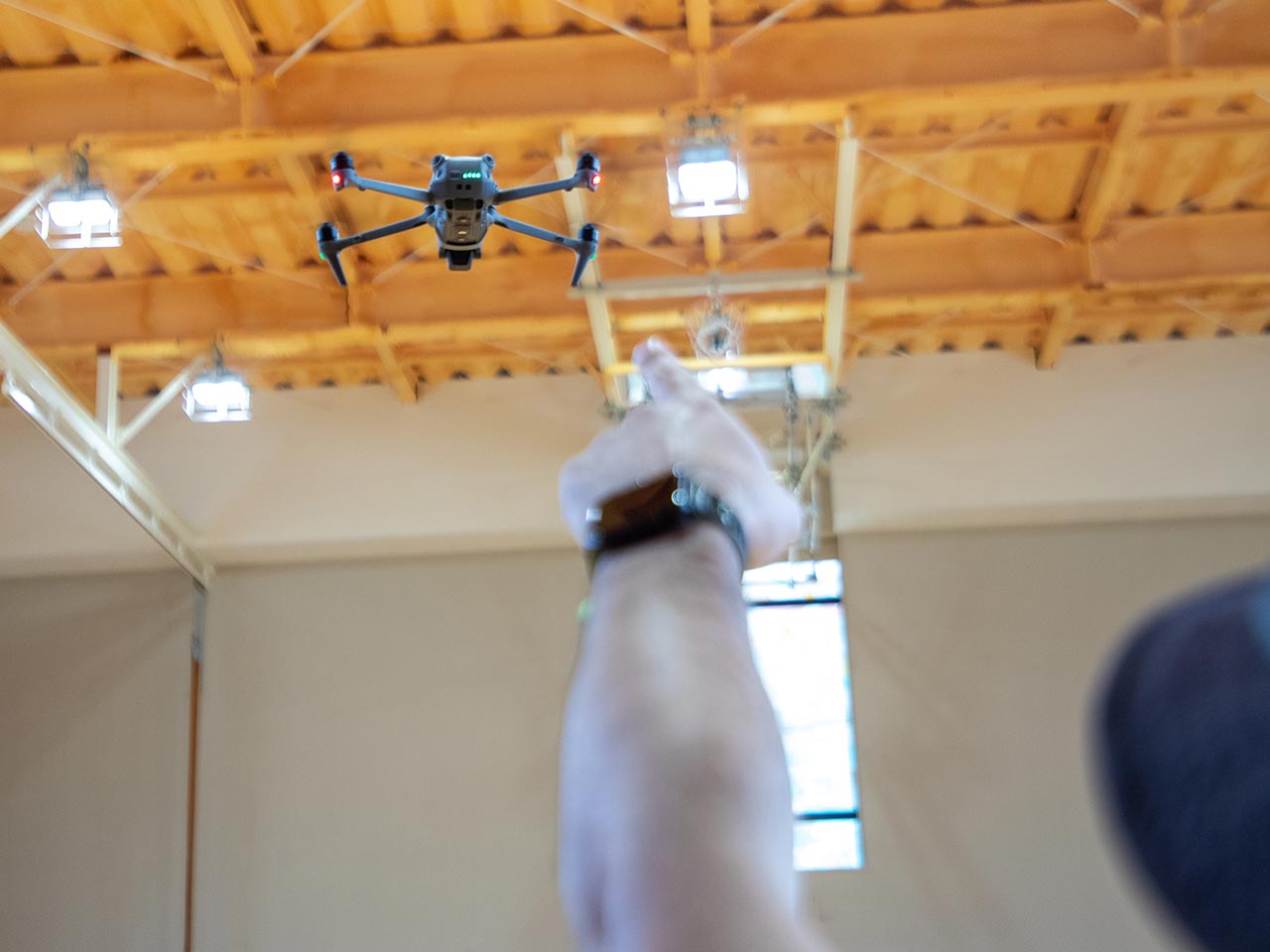 ドローン事業 - そらァード