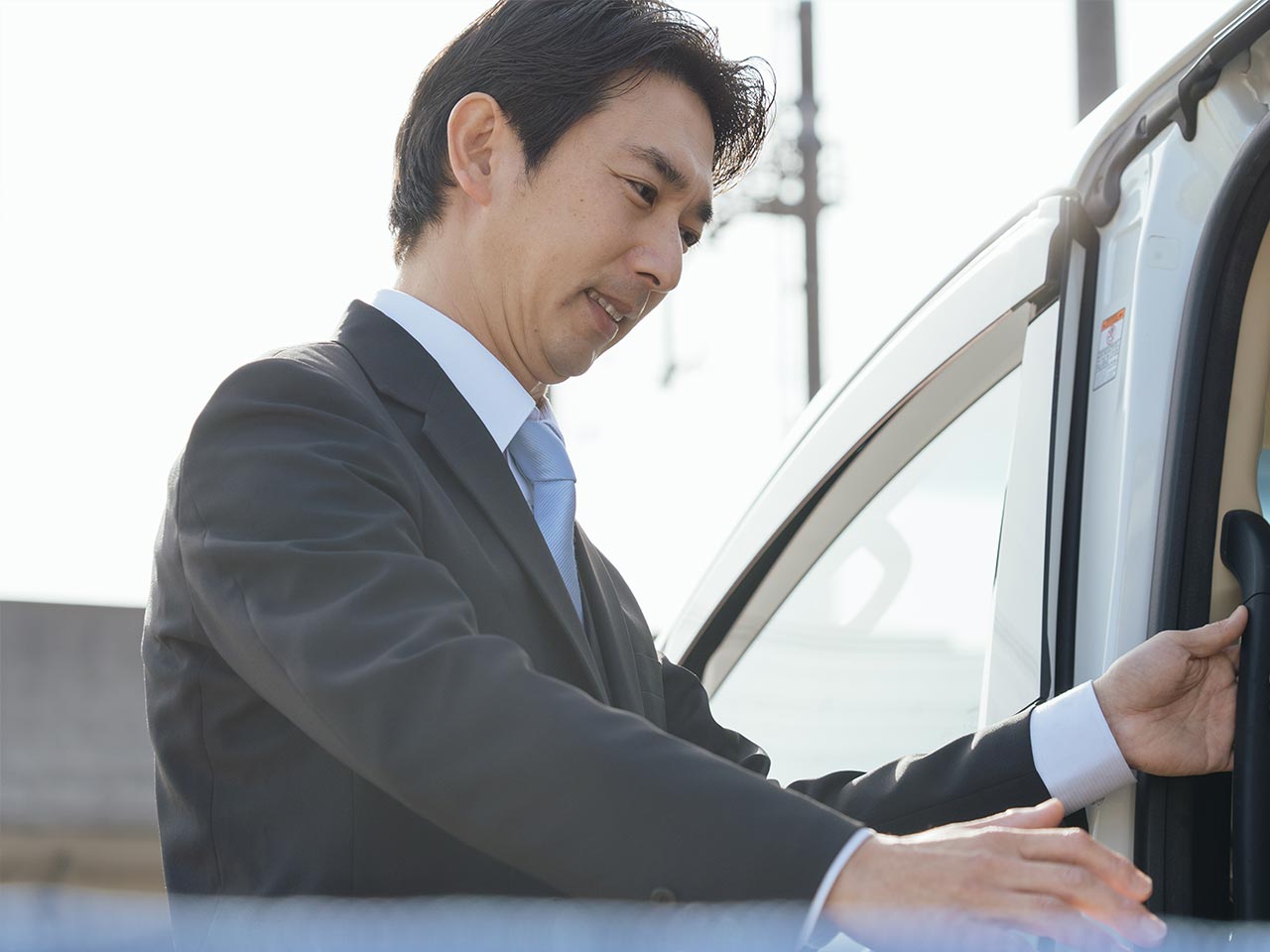ケアハイヤーせかんど - 株式会社リグロース