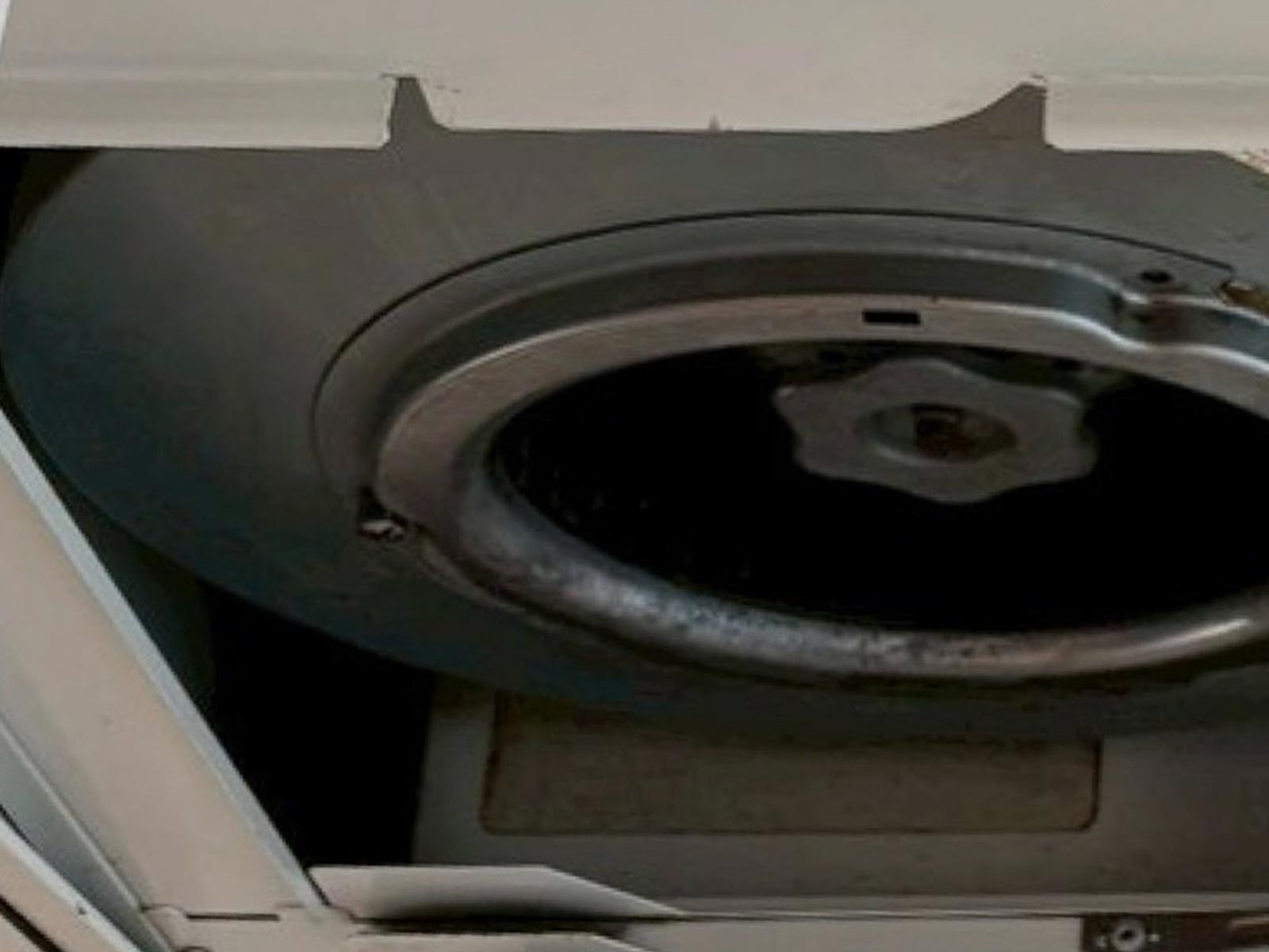 TOP - 合同会社ワイアイブルーム