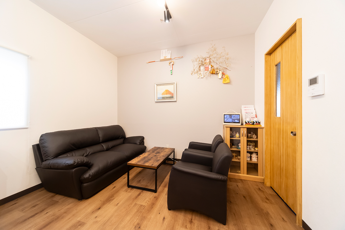 老人ホーム紹介 - 株式会社Buddy