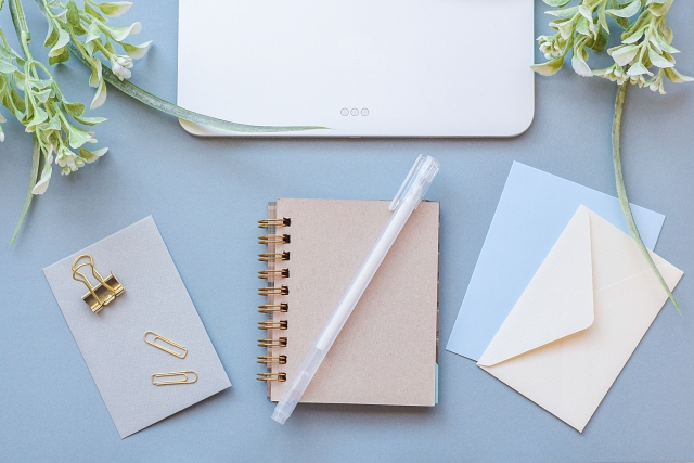 コンサルティング - 株式会社Plum